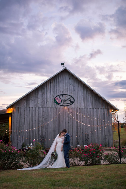 sorella farms barn fall wedding lynchburg wedding photographer