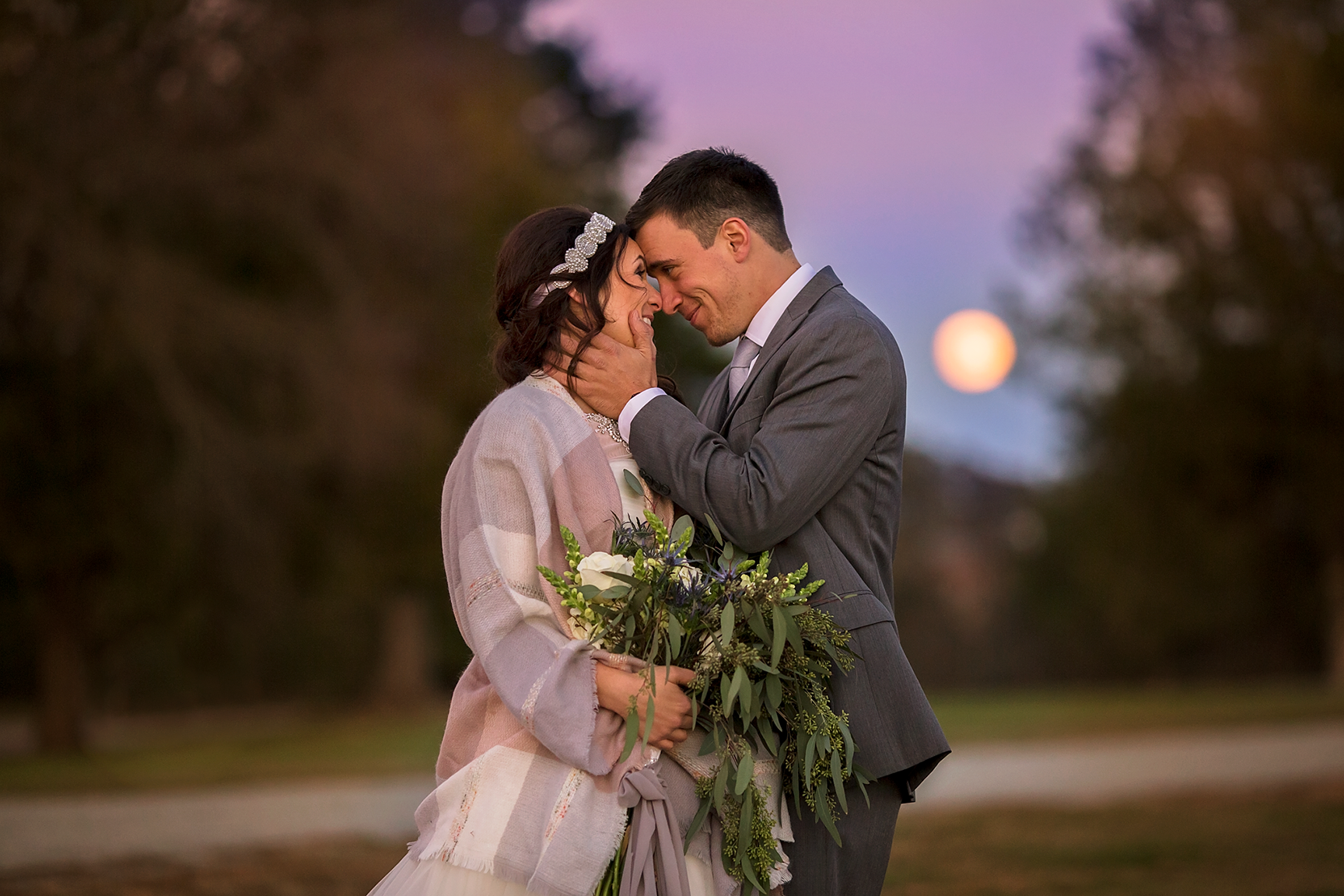 lynchburg wedding photographer, wedding photographer in lynchburg va, full moon bride and groom