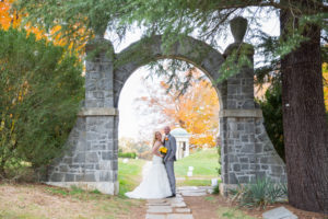 lynchburg wedding photographer old city cemetery wedding couple