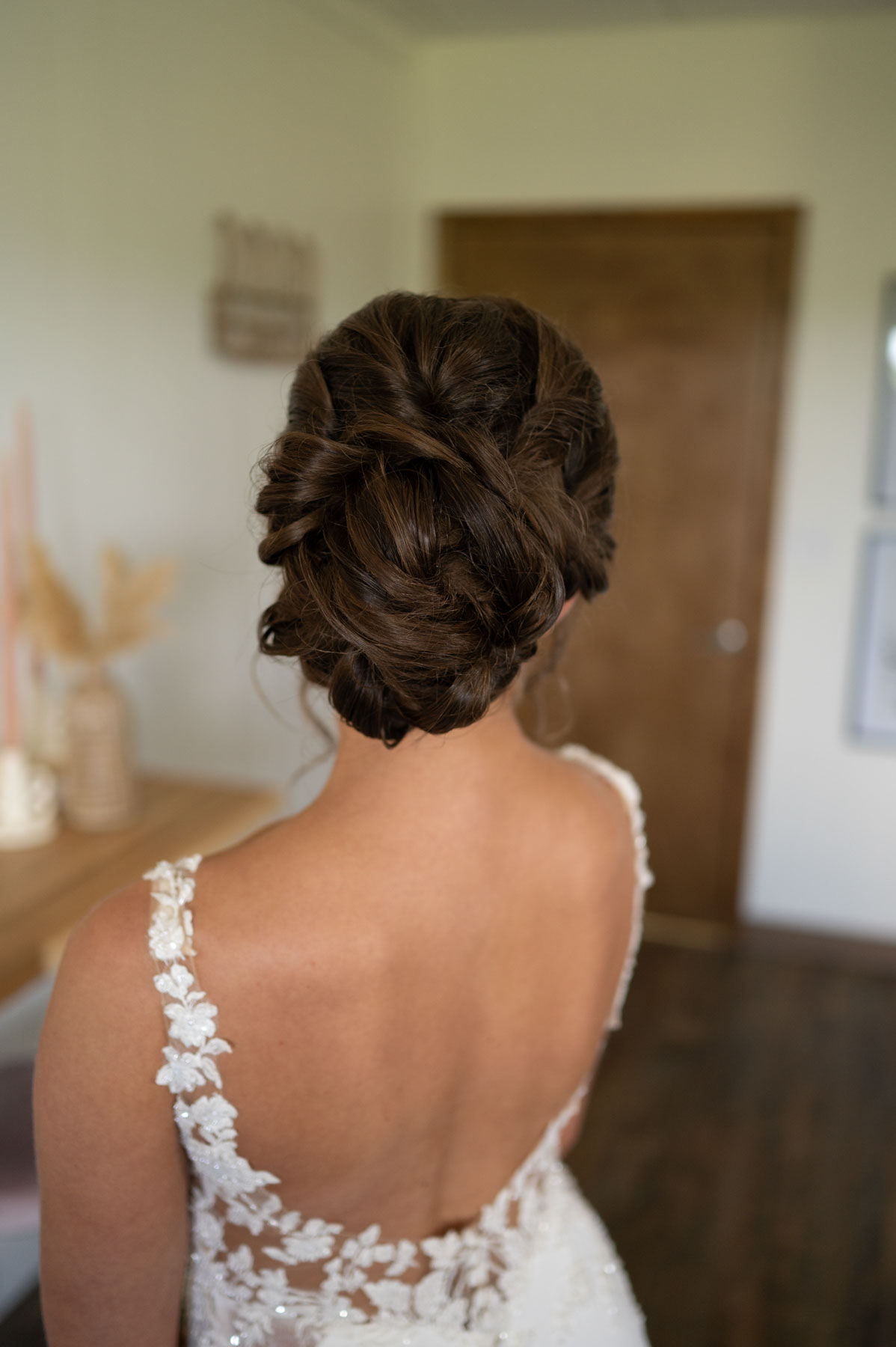 Close up of brides hair